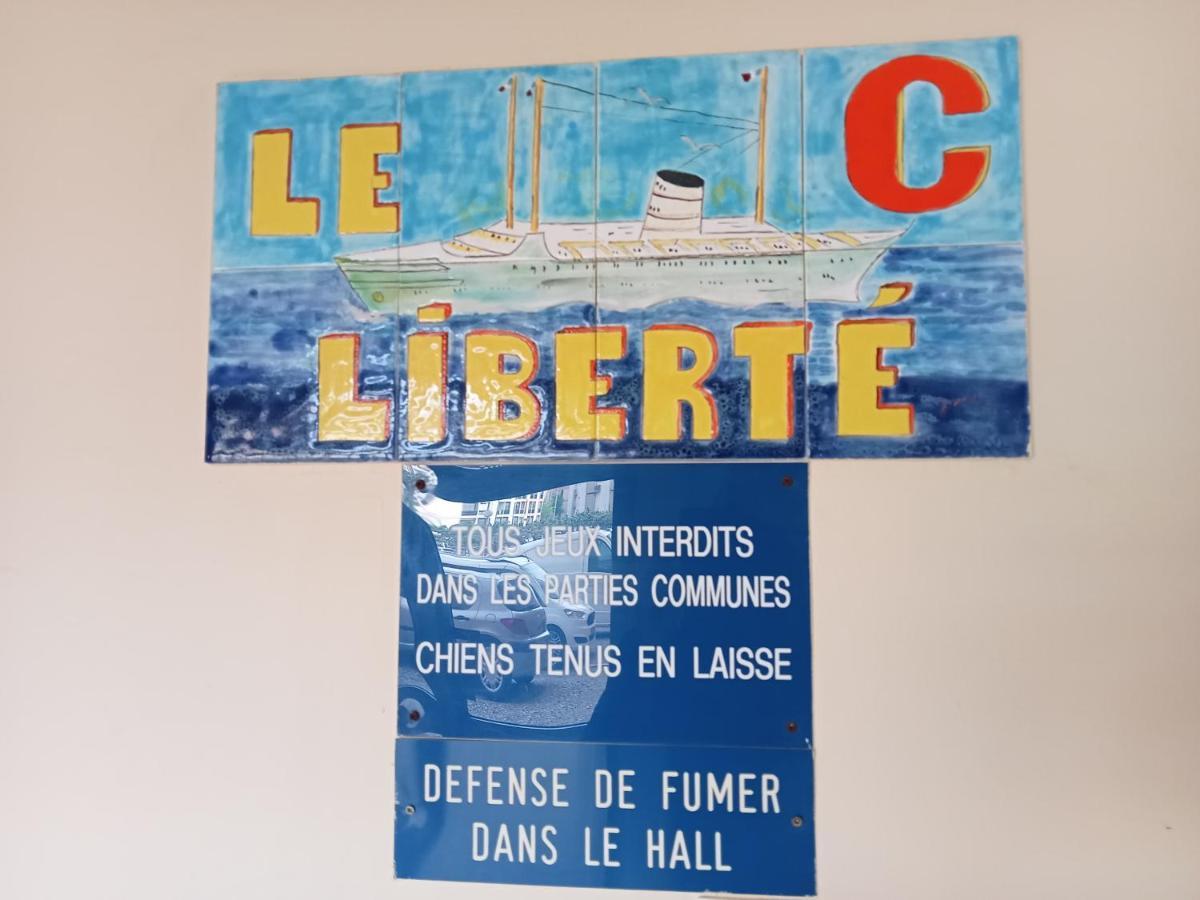 Le Liberte Plage Et Port Сен-Сиприен Экстерьер фото